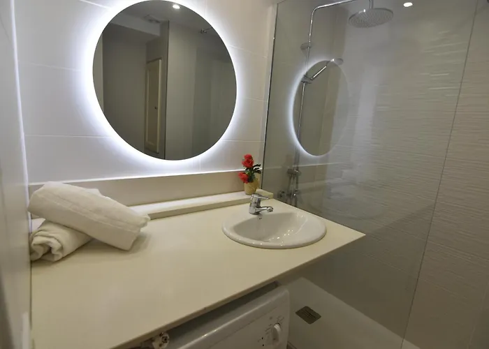 Rnet - 600 Llevant 04-06 B Roses